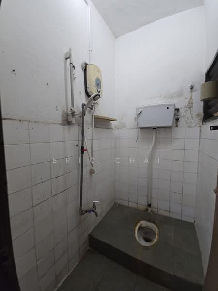 Rumah Bandar untuk Dijual di Taman Klang Utama (Kapar) - Eric Chai - PropertyGuru.com.my