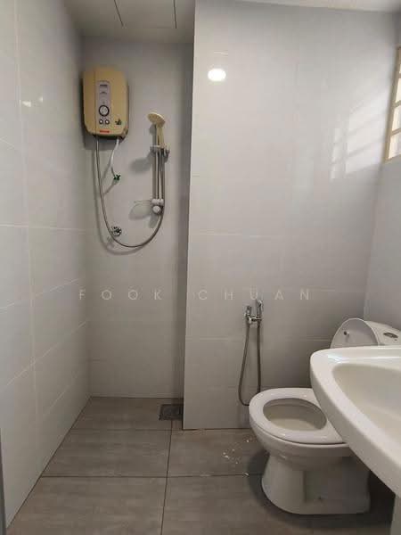 Condominium for Sale at Menara D'sara - Fook Chuan Chin - Bathroom - PropertyGuru.com.my