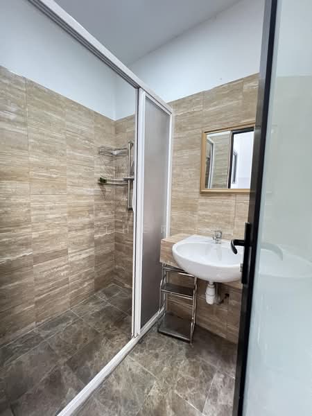Rumah Teres 2 Tingkat untuk Dijual di Bayu Damansara (Petaling Jaya) - Esther Lim - Bathroom - PropertyGuru.com.my