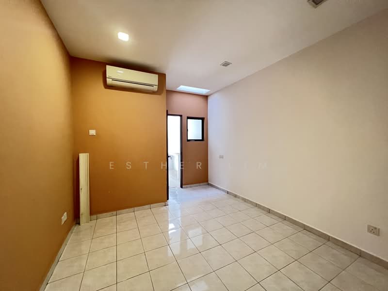 Rumah Teres 2 Tingkat untuk Dijual di Bayu Damansara (Petaling Jaya) - Esther Lim - Interior - PropertyGuru.com.my