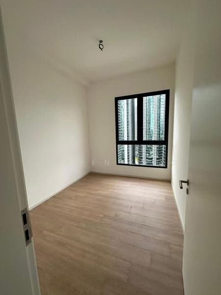 Service Residence for Sale at Laurel Residence - Darren Khoo - Interior - PropertyGuru.com.my