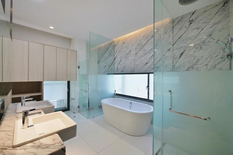 Bungalow House for Sale in Bukit Bandaraya (Bangsar) - Angela Lee - Bathroom - PropertyGuru.com.my
