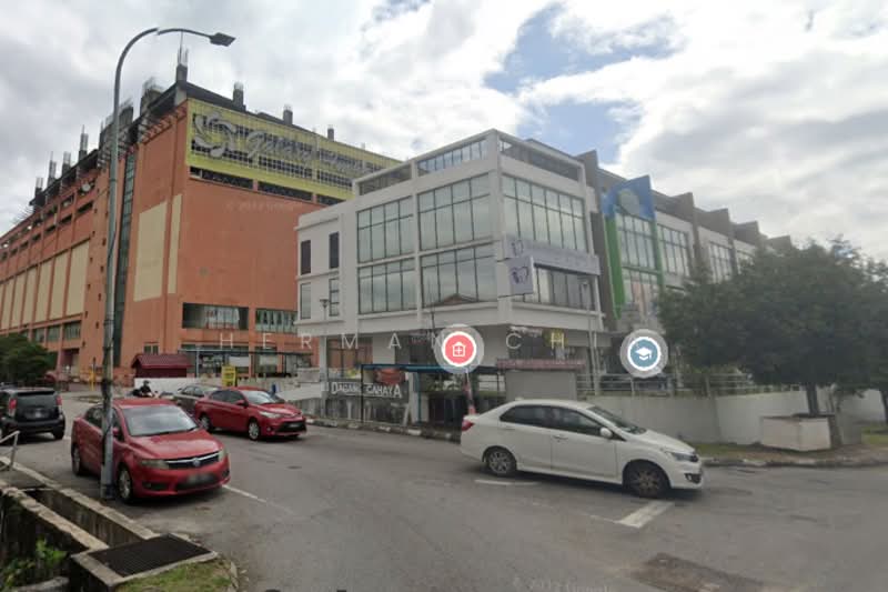 Kilang Teres untuk Dijual di TAman Lembah Jaya (Ampang) - Herman Chia - Exterior - PropertyGuru.com.my