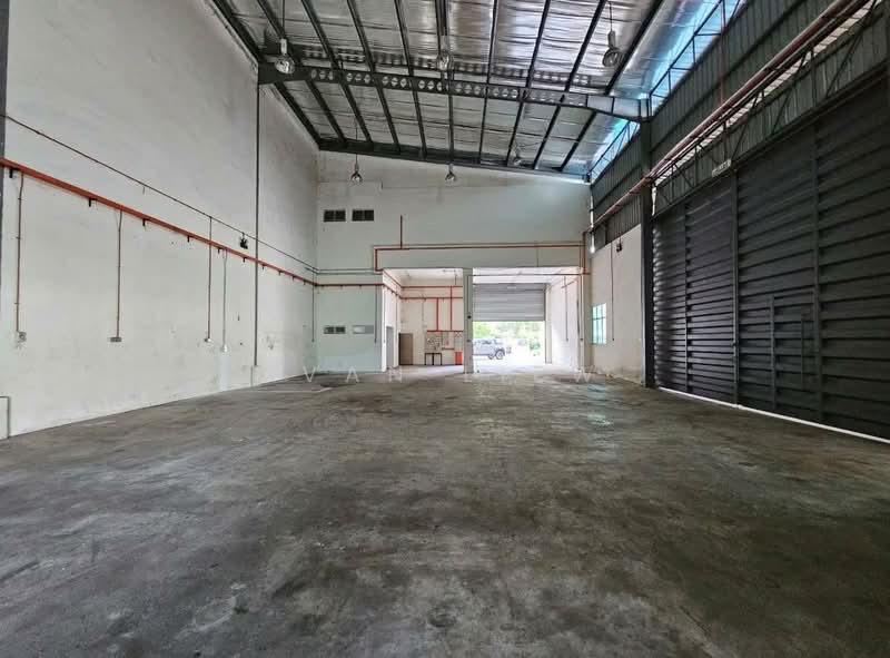 Kilang Berkembar untuk Dijual di Hi-Tech Industrial Park (Semenyih) - Ivan Liew - Interior - PropertyGuru.com.my