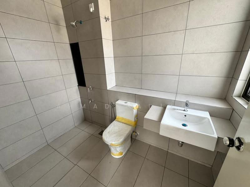 Rumah Teres 2-Tingkat untuk Dijual di Bandar Bukit Raja (Klang) - Ahmad Fadlee - PropertyGuru.com.my