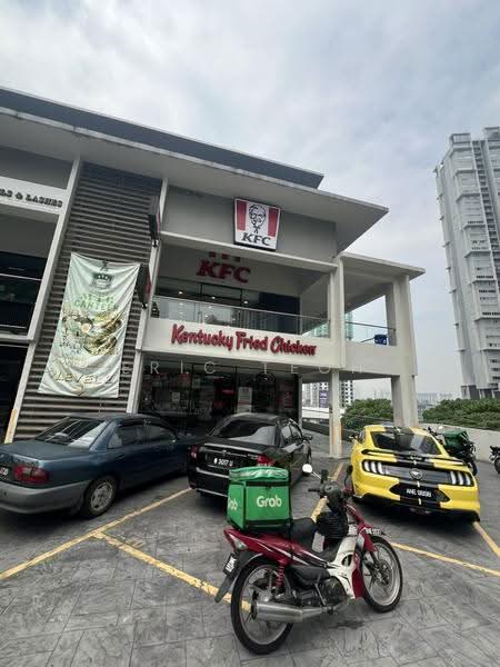 Shop for Rent in Desa Petaling (Kuala Lumpur) - Eric Teoh - Exterior - PropertyGuru.com.my
