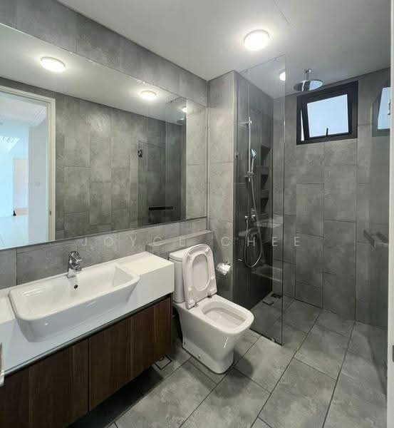 Kediaman Servis untuk Dijual di Ativo Suites @ Damansara Avenue - Joyce Chee - Bathroom - PropertyGuru.com.my