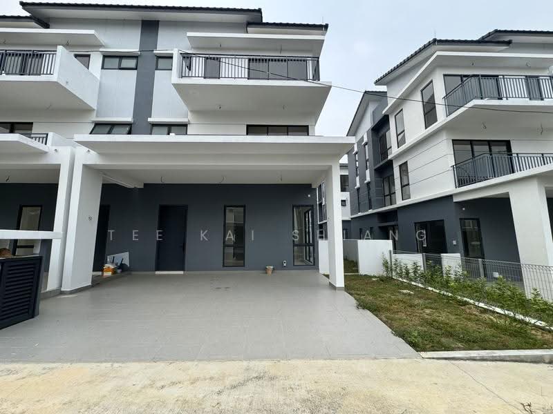 Rumah Banglo untuk Dijual di Kwasa Damansara (Sungai Buloh) - Tee Kai Shiang - Exterior - PropertyGuru.com.my