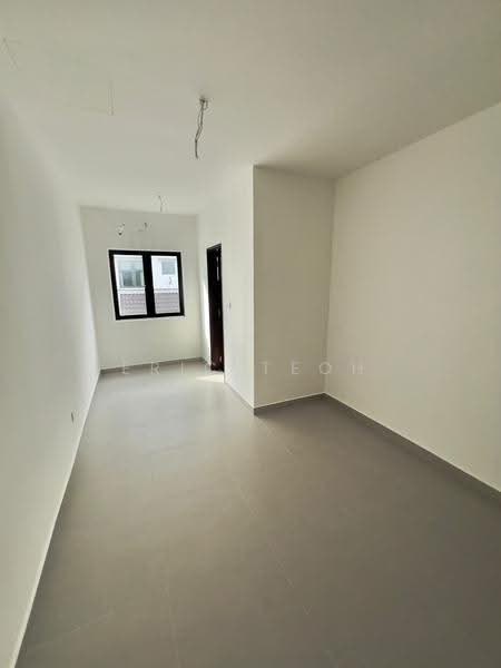 3-storey Terraced House for Sale in Residensi Bukit Orkid (Orchid Hills), Batu 9 (Cheras) - Eric Teoh - PropertyGuru.com.my