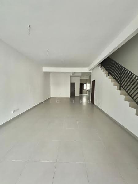 3-storey Terraced House for Sale in Residensi Bukit Orkid (Orchid Hills), Batu 9 (Cheras) - Eric Teoh - PropertyGuru.com.my