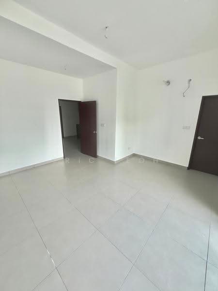 3-storey Terraced House for Sale in Residensi Bukit Orkid (Orchid Hills), Batu 9 (Cheras) - Eric Teoh - PropertyGuru.com.my