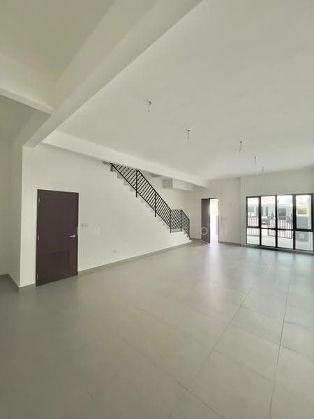 3-storey Terraced House for Sale in Residensi Bukit Orkid (Orchid Hills), Batu 9 (Cheras) - Eric Teoh - PropertyGuru.com.my