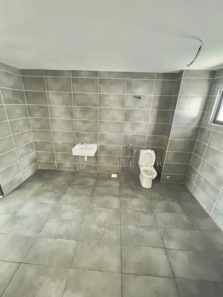 3-storey Terraced House for Sale in Residensi Bukit Orkid (Orchid Hills), Batu 9 (Cheras) - Eric Teoh - PropertyGuru.com.my