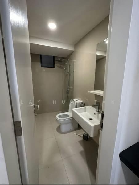 Kediaman Servis untuk Disewa di United Point (Residensi Berpadu) - Lay Huat Tan - Bathroom - PropertyGuru.com.my