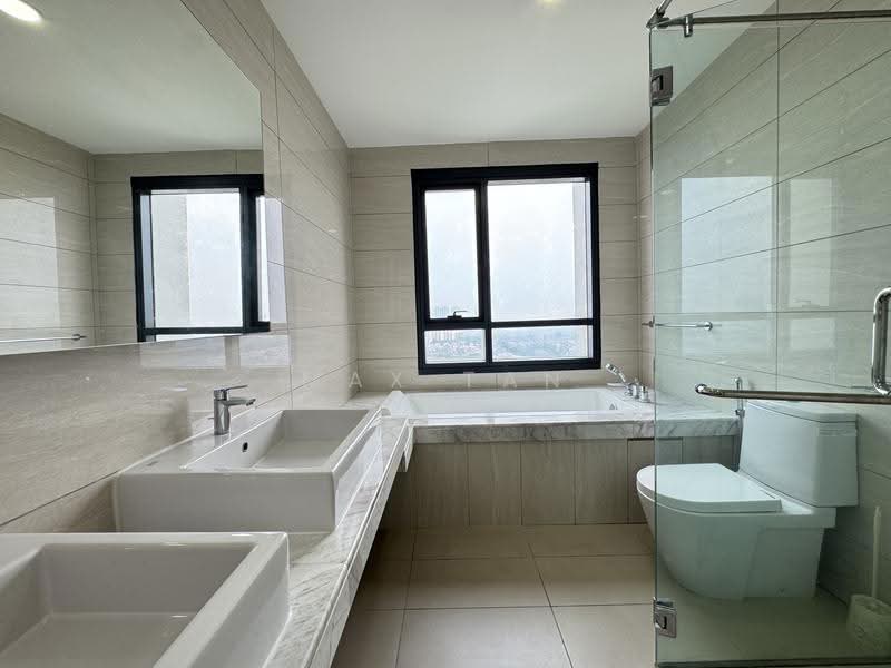 Kediaman Servis untuk Dijual di Bayberry @ Tropicana Gardens - Max Tan - Bathroom - PropertyGuru.com.my