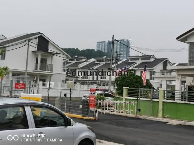 Rumah Teres 2-Tingkat untuk Disewa di Taman Dato Demang (Seri Kembangan) - Edmund Chan - PropertyGuru.com.my
