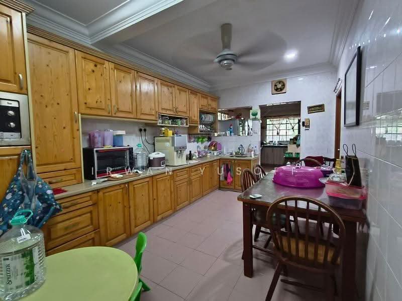 Rumah Berkembar untuk Dijual di Seksyen 9 (Shah Alam) - Irwan Yusoff - PropertyGuru.com.my
