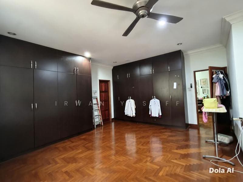 Rumah Berkembar untuk Dijual di Seksyen 9 (Shah Alam) - Irwan Yusoff - PropertyGuru.com.my