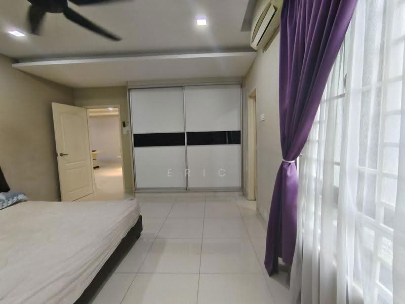 Kondominium untuk Dijual di Atmosfera Kondominium - Eric Lau Mun Chung - Bedroom - PropertyGuru.com.my