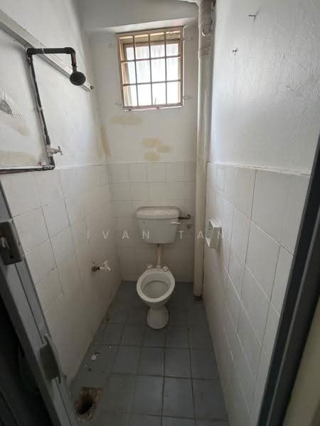 Pejabat untuk Disewa di Danau Kota (Setapak) - Ivan Tan - Bathroom - PropertyGuru.com.my