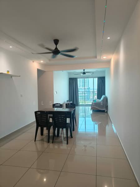Kediaman Servis untuk Dijual di Metropol - Elson Dee - Living Room - PropertyGuru.com.my