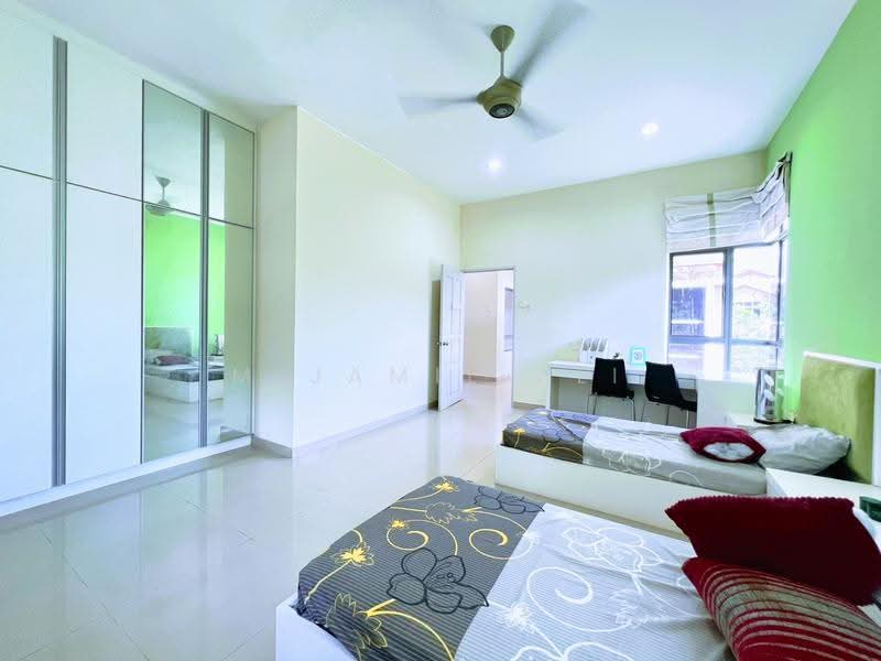 Bungalow House for Sale in Puncak Pinggiran Putra (Kajang) - M Jamil Ali - PropertyGuru.com.my