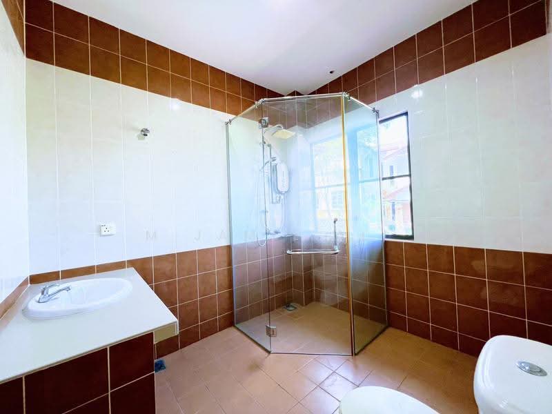 Bungalow House for Sale in Puncak Pinggiran Putra (Kajang) - M Jamil Ali - PropertyGuru.com.my