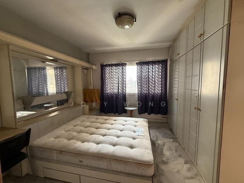 Kondominium untuk Dijual di O.G. Heights - Joey Wong - Bedroom - PropertyGuru.com.my