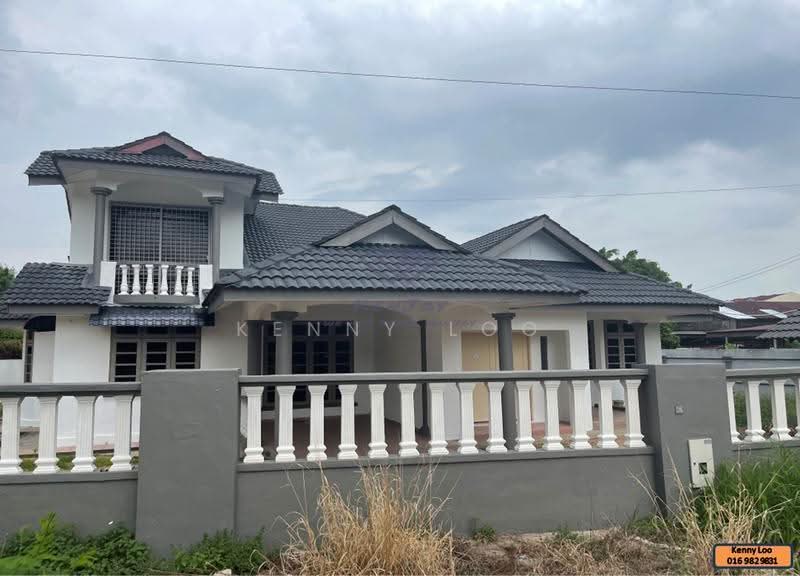 Rumah Banglo untuk Disewa di Kampung Jawa (Kuantan) - Kenny Loo - PropertyGuru.com.my