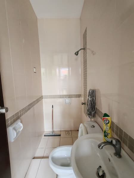 Semi-Detached House for Rent in Setia Eco Park (Setia Alam) - Jasmine Teo - Bathroom - PropertyGuru.com.my