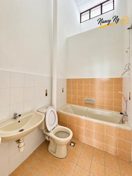 Rumah Teres 2-Tingkat untuk Dijual di Taman Bagan Lalang (Butterworth) - Nan See Ng - Bathroom - PropertyGuru.com.my