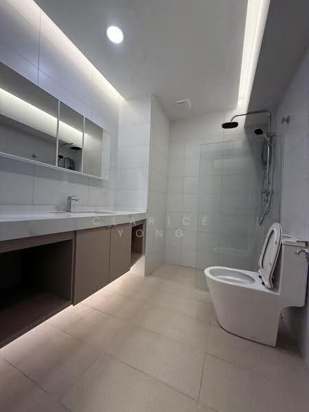 Kondominium untuk Disewa di Palmville Resort Condominium - Clarice Yong - Bathroom - PropertyGuru.com.my