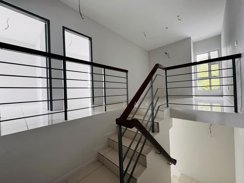 Rumah Bandar untuk Dijual di Ampang (Selangor) - Zana Zakri - PropertyGuru.com.my