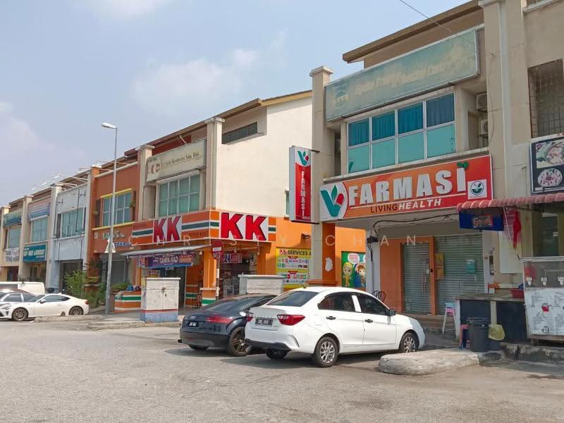 Shop for Sale in Bandar Putra Permai (Seri Kembangan) - Christy Chan - Exterior - PropertyGuru.com.my