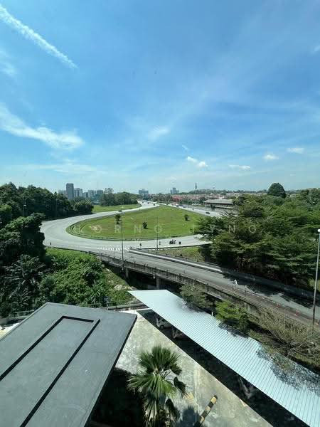 Kediaman Servis untuk Dijual di Subang Soho (One Soho) - Chorng Tyng Yap - PropertyGuru.com.my