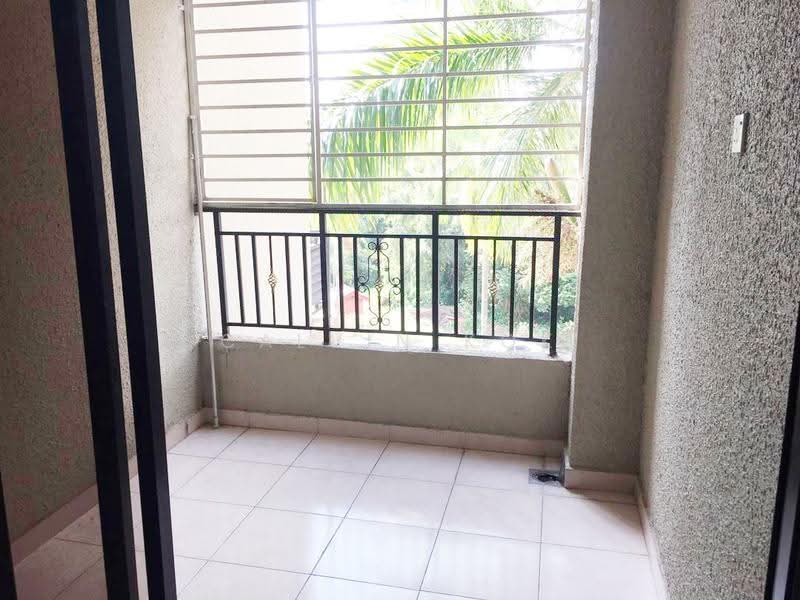 Pangsapuri untuk Dijual di Kristal Villa - Calvin Kok - Balcony - PropertyGuru.com.my