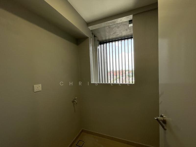 Kediaman Servis untuk Dijual di Emerald 9 - Chris Lee - Interior - PropertyGuru.com.my