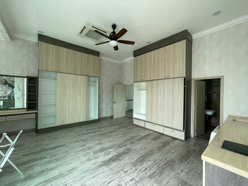 Bungalow for Sale in Cheras (Selangor) - Dyron Yong - Bedroom - PropertyGuru.com.my