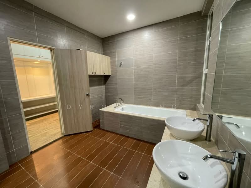 Bungalow for Sale in Cheras (Selangor) - Dyron Yong - Bathroom - PropertyGuru.com.my