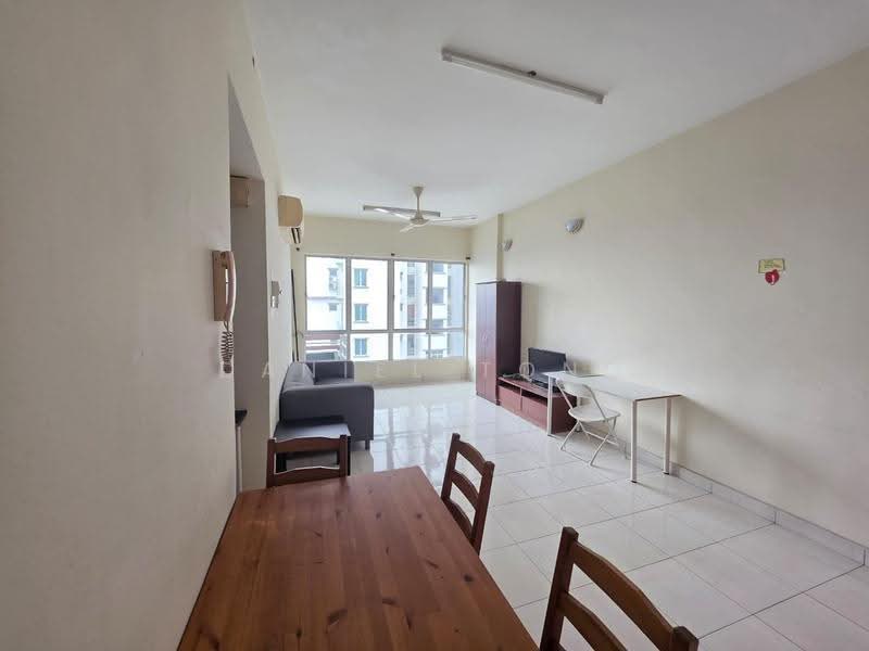 Service Residence for Sale at E-Tiara - Daniel Tong - Living Room - PropertyGuru.com.my