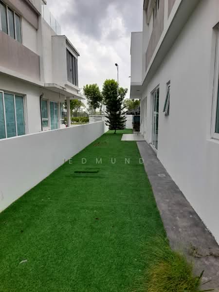 Semi-Detached House for Rent in Puchong (Selangor) - Edmund Chan - Exterior - PropertyGuru.com.my