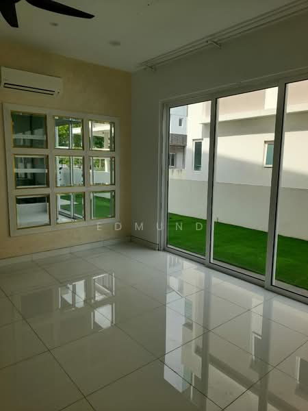 Semi-Detached House for Rent in Puchong (Selangor) - Edmund Chan - Living Room - PropertyGuru.com.my