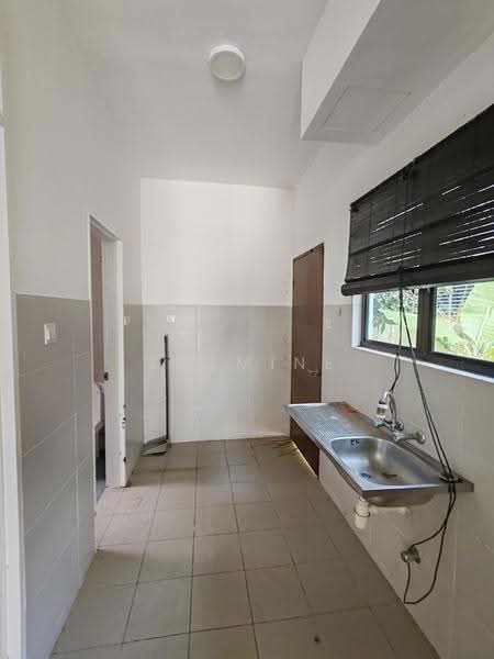 Rumah Kluster untuk Dijual di Setia Utama (Setia Alam) - Jasmine Teo - Kitchen - PropertyGuru.com.my