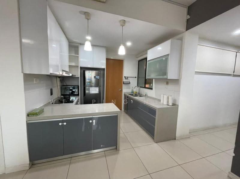 Kediaman Servis untuk Dijual di Setia SKY Residences - Wee Ping Neou - PropertyGuru.com.my