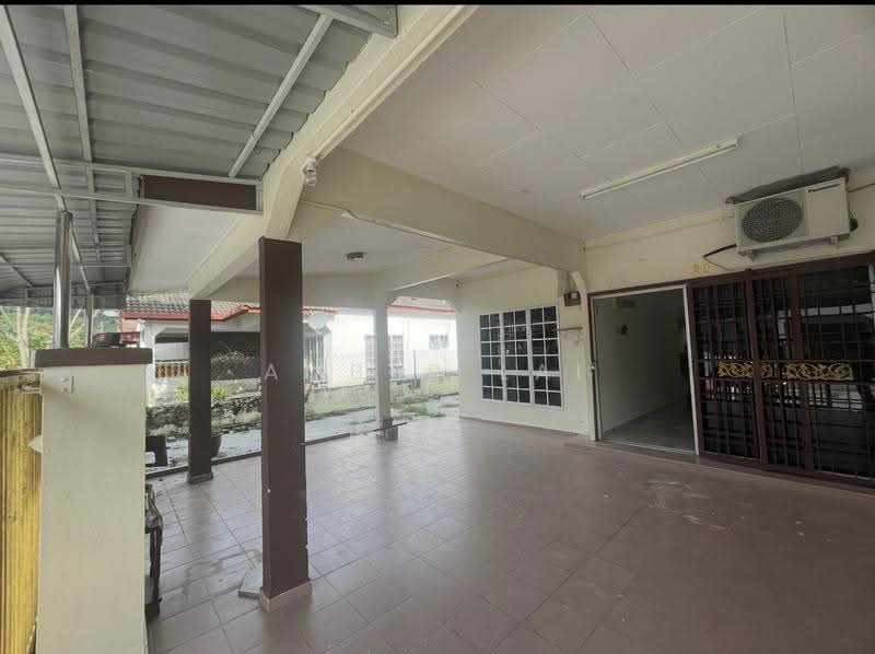 1-storey Terraced House for Rent in Tanjung Malim (Perak) - Amber Lai - Exterior - PropertyGuru.com.my