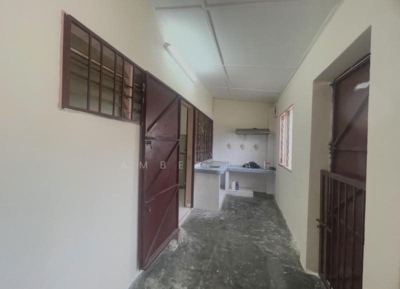 1-storey Terraced House for Rent in Tanjung Malim (Perak) - Amber Lai - Kitchen - PropertyGuru.com.my