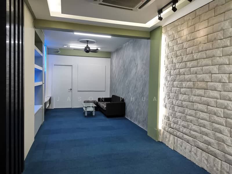 Kedai / Pejabat untuk Dijual di Batu Caves (Selangor) - Jason Phuah - Living Room - PropertyGuru.com.my