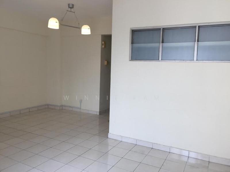 Kondominium untuk Dijual di Casa Damansara - Winnie Fam - Living Room - PropertyGuru.com.my
