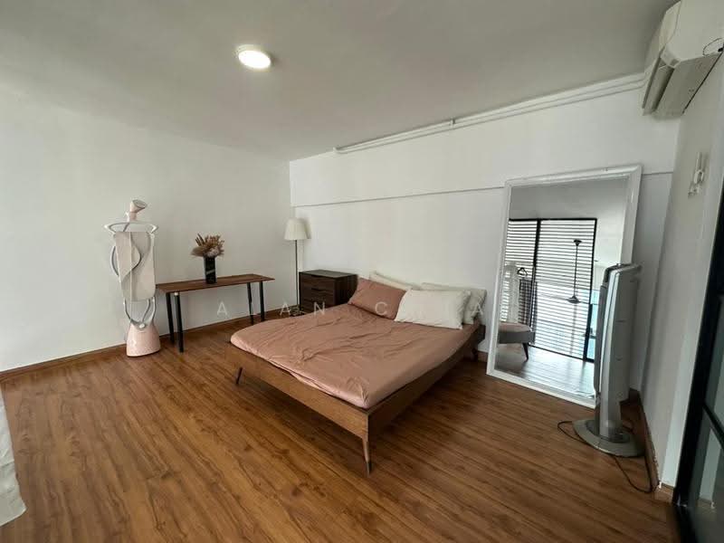 Kediaman Servis untuk Disewa di SOHO @ Empire City - Alan Chia - Bedroom - PropertyGuru.com.my