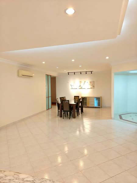 Kondominium untuk Disewa di Gurney Beach Resort - Gan Chun Kai - PropertyGuru.com.my